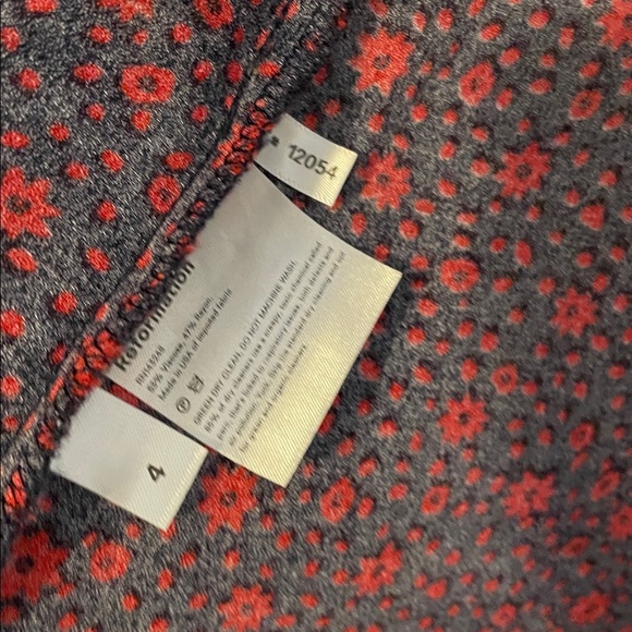 Reformation Gilmore Dress Navy Blue Ditsy Red Floral Print Womens Size 4 EUC - Picture 6 of 7